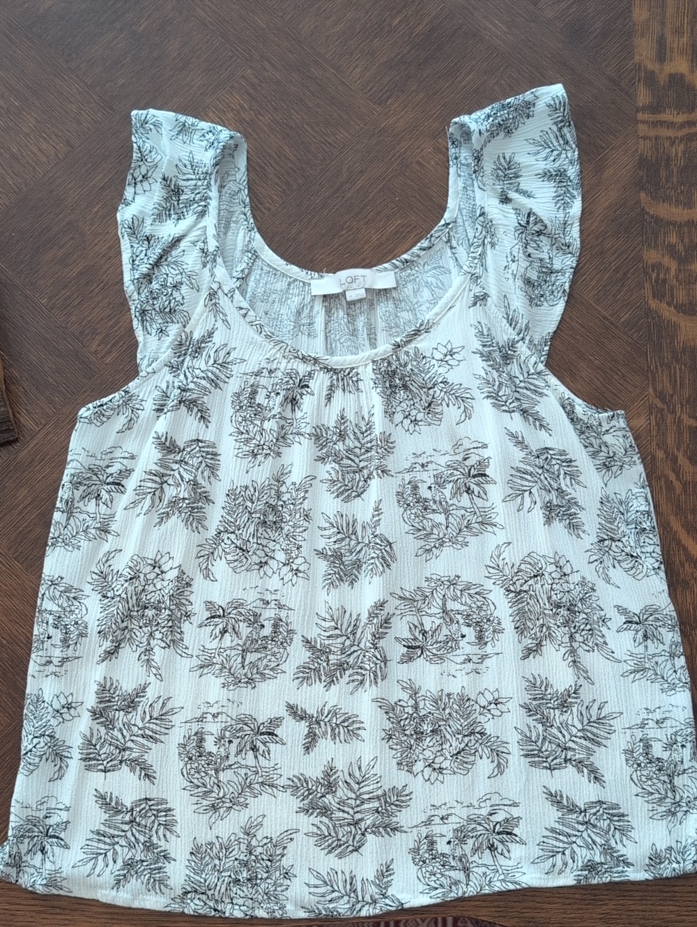 Loft Flowy Top